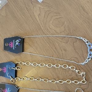 Necklace and earring seta